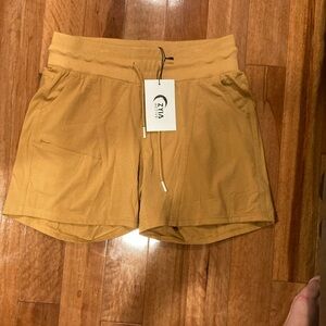 Dark khaki canyon short